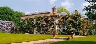 Chilworth Manor Gardens