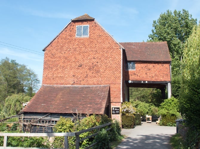 Explore the Industrial History of the Tillingbourne River